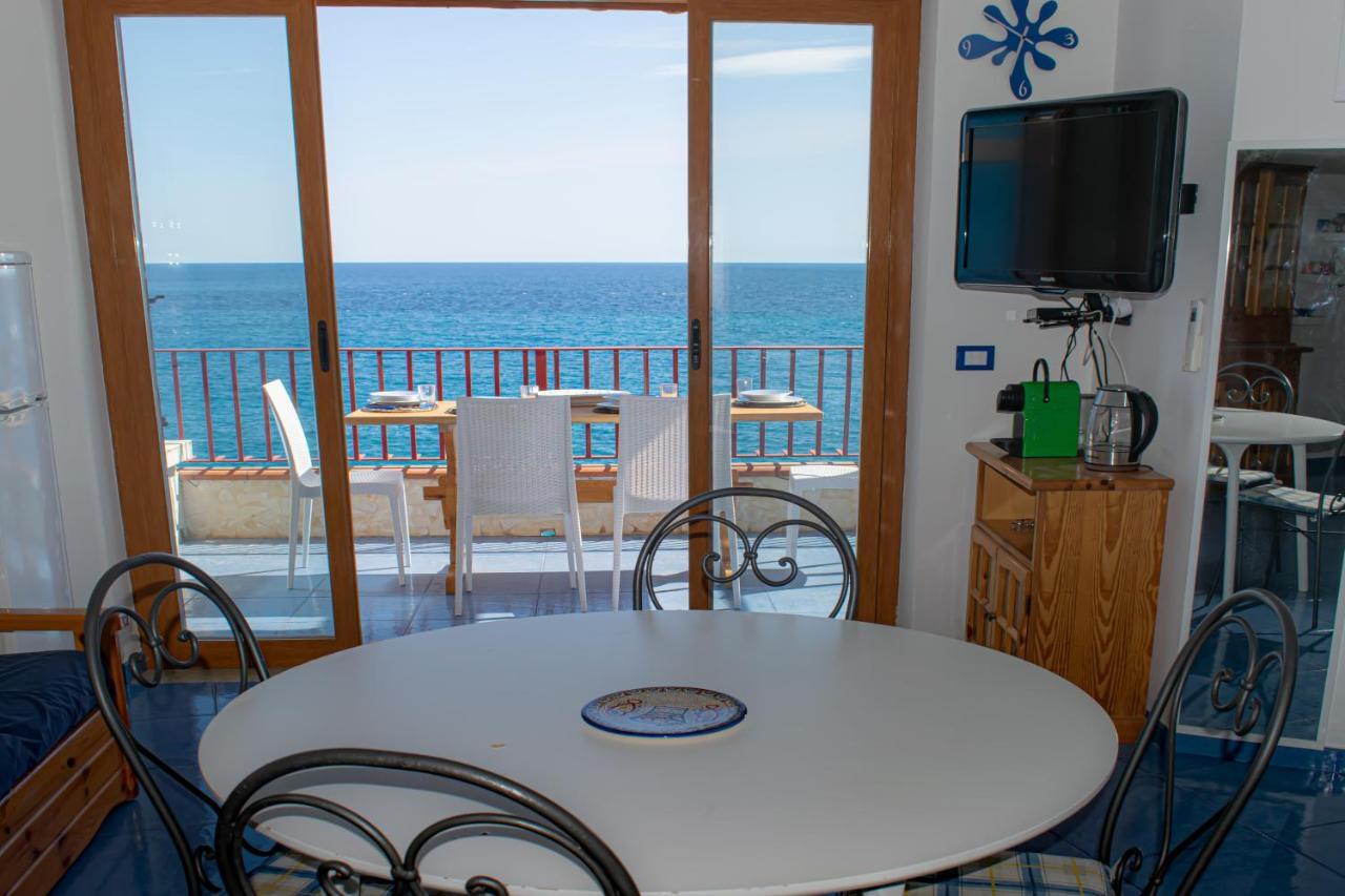 Beach House Acquamarina Letojanni Exterior foto