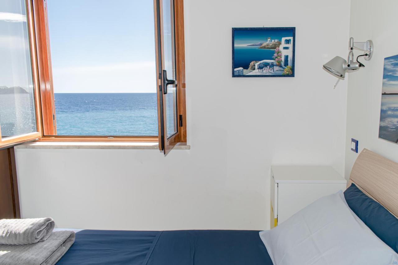 Beach House Acquamarina Letojanni Exterior foto